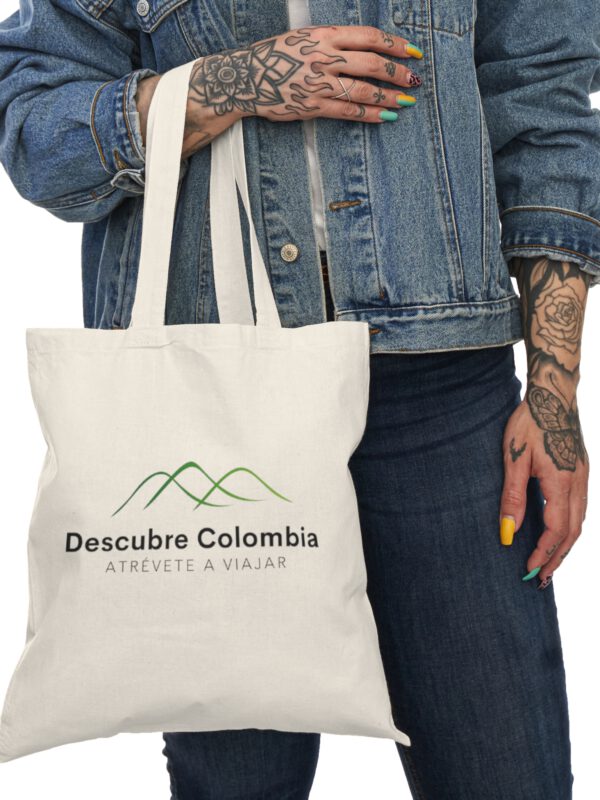 Tote bag 3 Lleva tu pasión por los viajes a todas partes con nuestra elegante y práctica tote bag